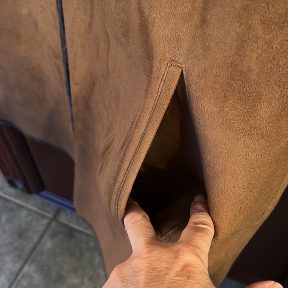 KATIE TODD brown faux suede cape size large/extra large - Picture 5 of 14